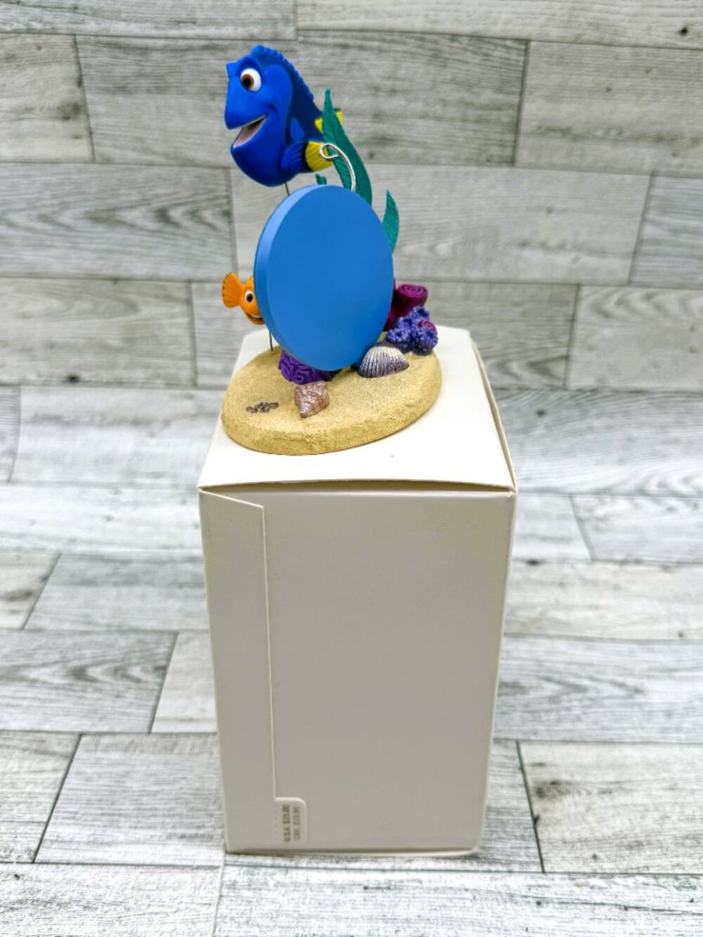 2007 Hallmark Keepsake Disney Pixar Marlin and Dory Finding Nemo Xmas Ornament - Picture 4 of 14